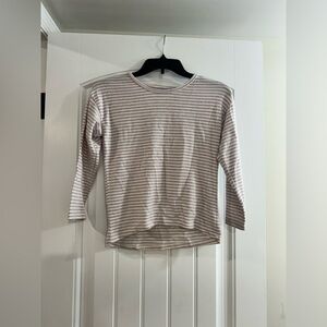 Nine 1 Eight Stripe Long Sleeve                        Kids Size - S